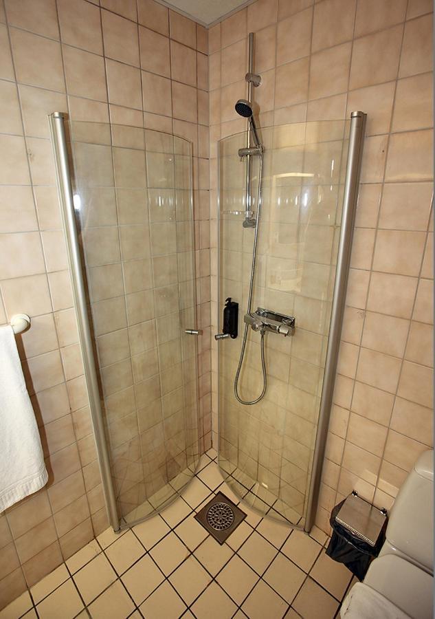 Rasta Eksjoe Hotel Екстериор снимка